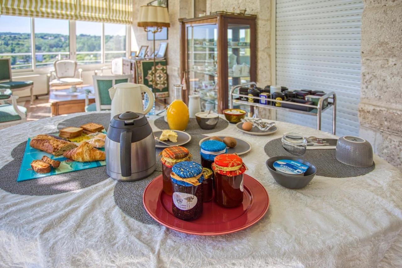 Laferriere Bed & Breakfast Angouleme Bagian luar foto