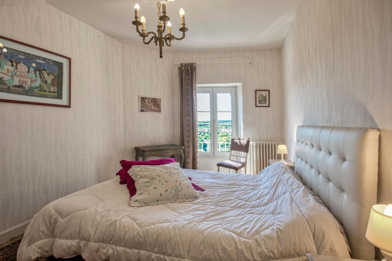 Laferriere Bed & Breakfast Angouleme Bagian luar foto
