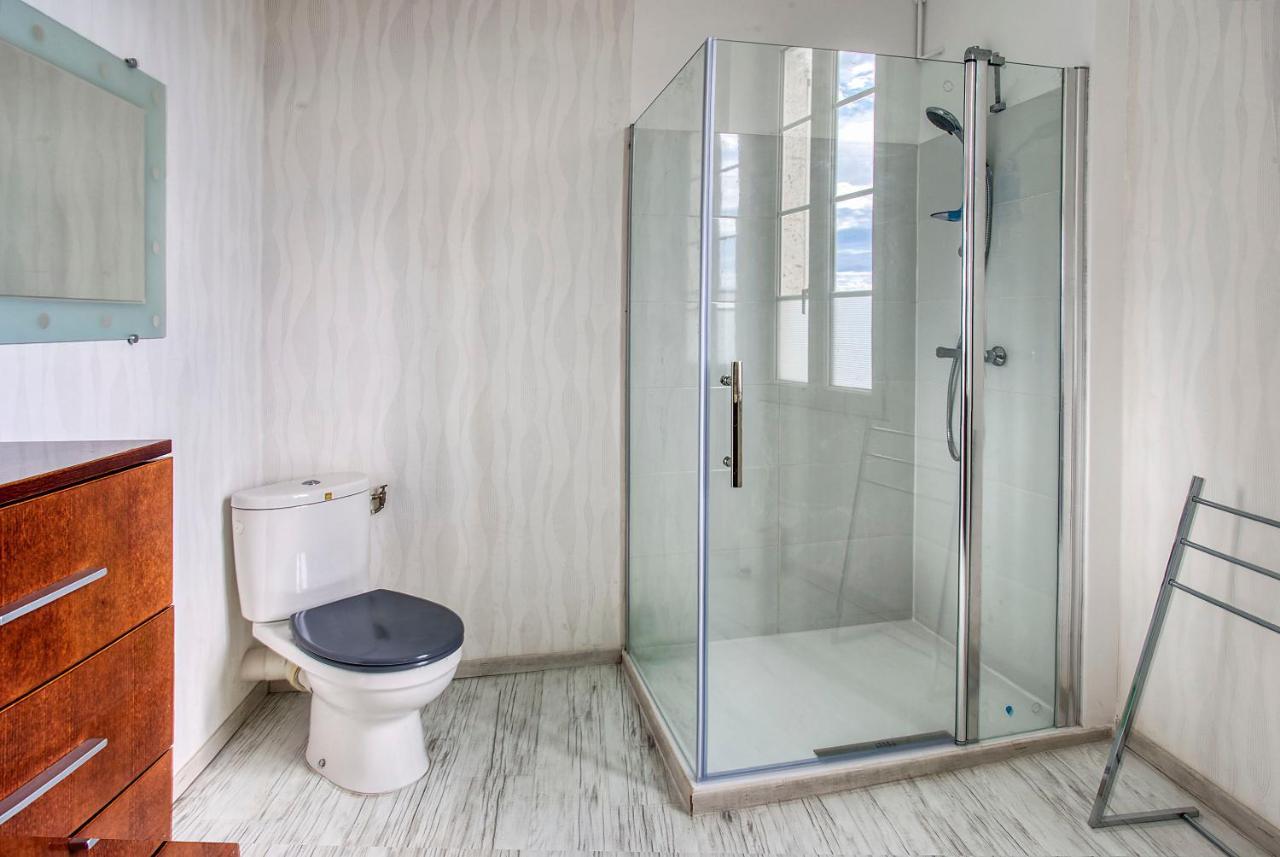 Laferriere Bed & Breakfast Angouleme Bagian luar foto