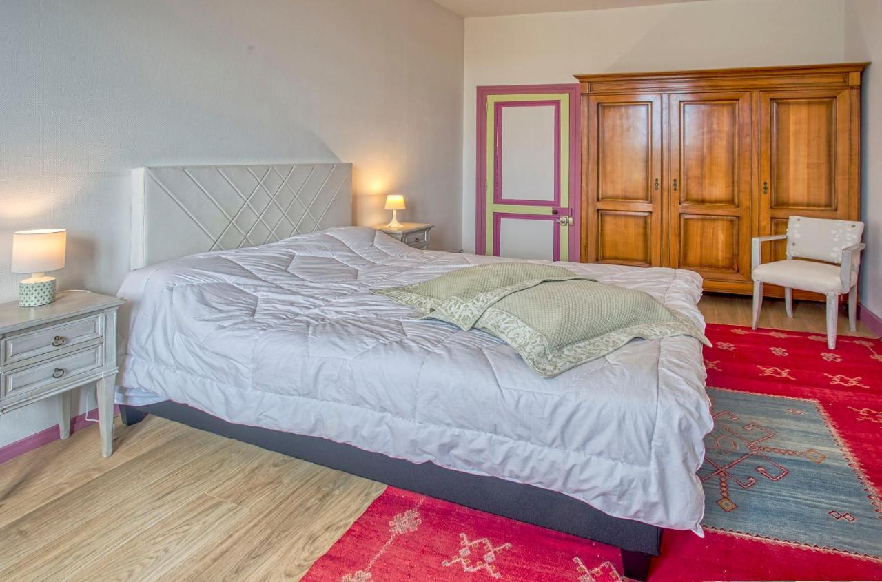 Laferriere Bed & Breakfast Angouleme Bagian luar foto